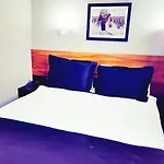 Inn 14 Hostel